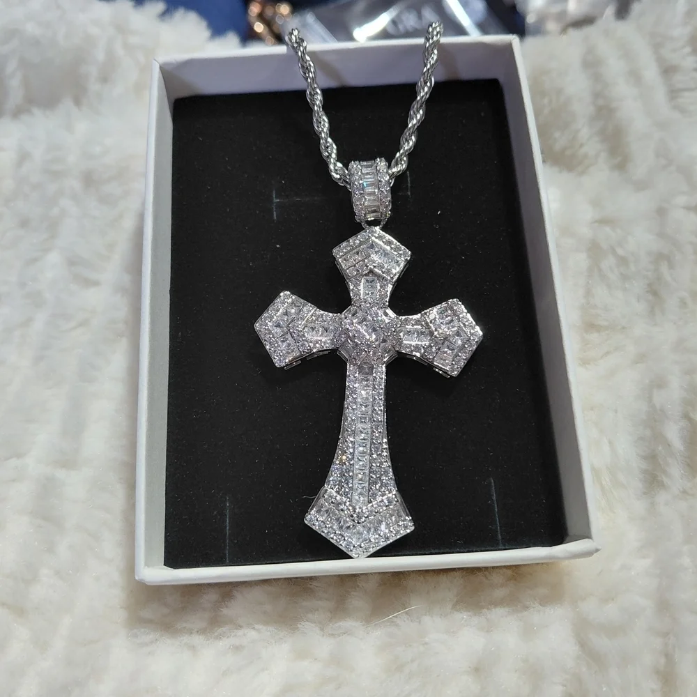 Elegant Silver Cross Pendant Moissante Pendant Tested